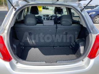 2014 TOYOTA VITZ F - 10