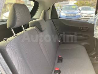 2014 TOYOTA VITZ F - 9