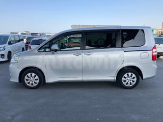 2013 TOYOTA NOAH YY - 24