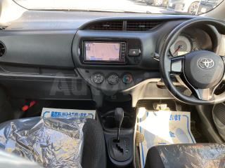 KSP130-****** 2017 TOYOTA VITZ F-5