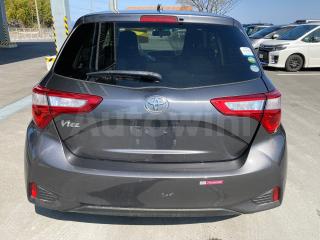 2017 TOYOTA VITZ F - 21