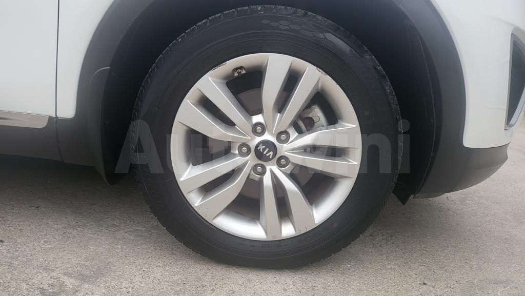 2015 KIA  SORENTO 2.0 2WD PRESTIGE - 14
