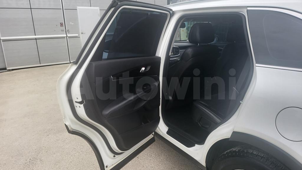 2015 KIA  SORENTO 2.0 2WD PRESTIGE - 32