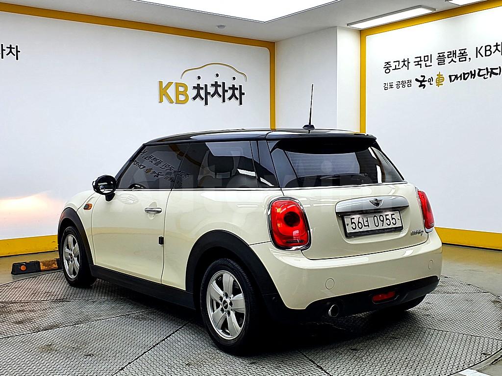 WMWXN3105F3B42027 2015 MINI COOPER D 1.5 3 DOOR-3