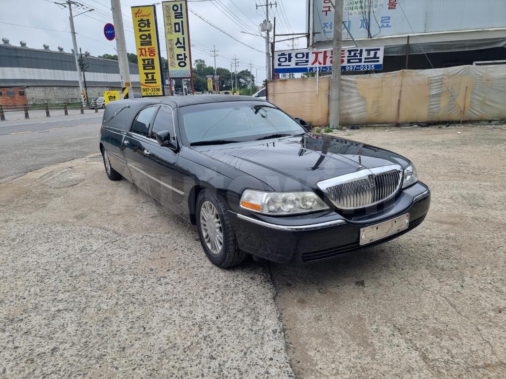 2010 LINCOLN TOWN CAR 5SET - 8