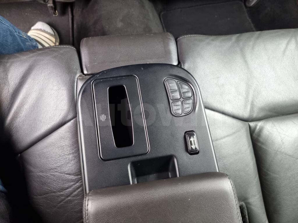 2010 LINCOLN TOWN CAR 5SET - 21
