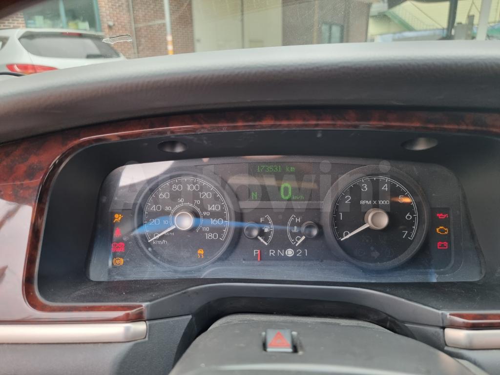 2010 LINCOLN TOWN CAR 5SET - 26
