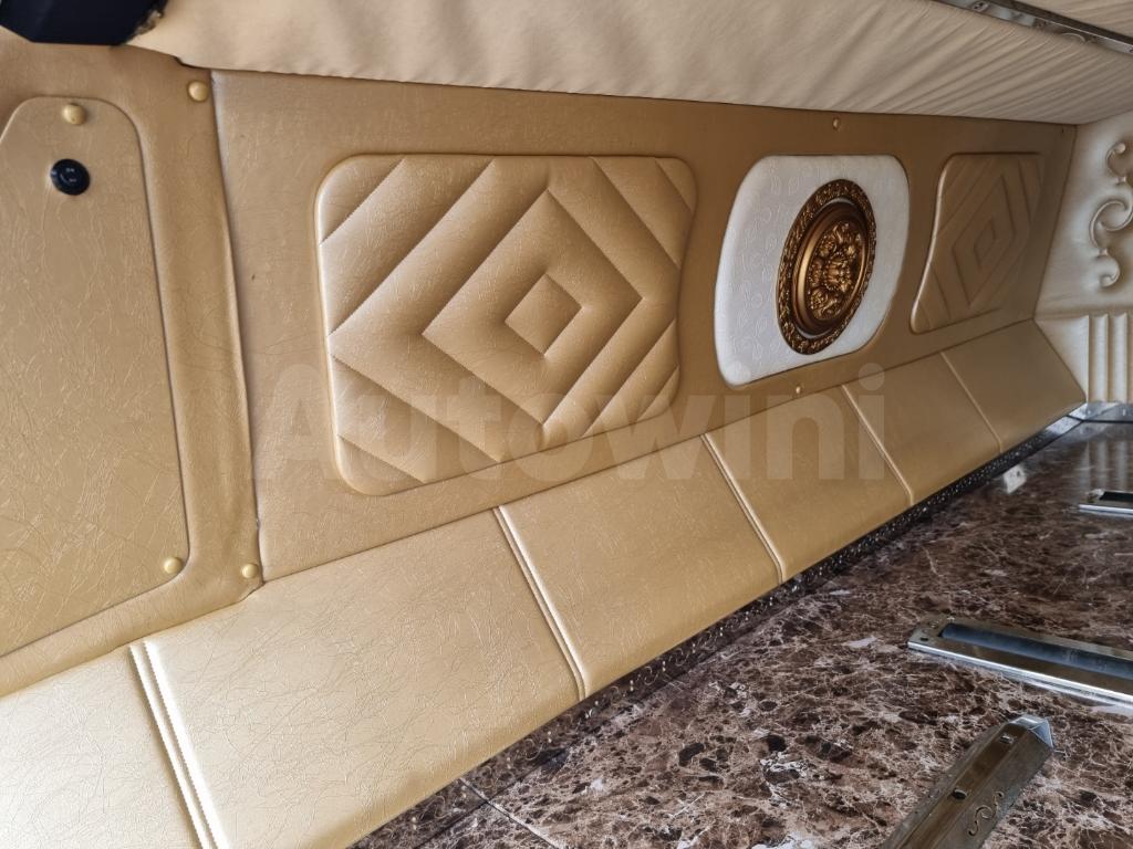 2010 LINCOLN TOWN CAR 5SET - 37