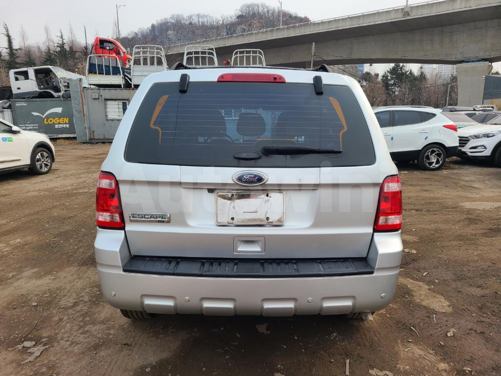 1FMCU9D72BKC39551 2011 FORD ESCAPE 4WD AT SUNROOF-4