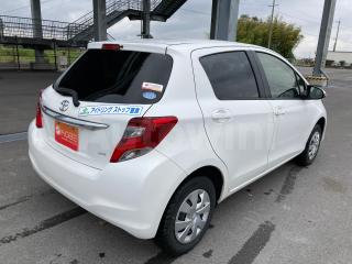 NSP135-20**** 2015 TOYOTA VITZ F-4