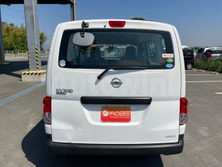 VM20-09**** 2016 NISSAN VAN DX-5