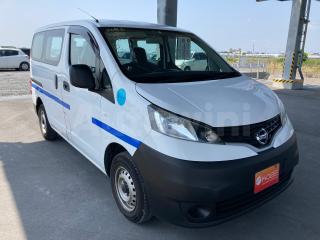VM20-08**** 2015 NISSAN VAN DX-0
