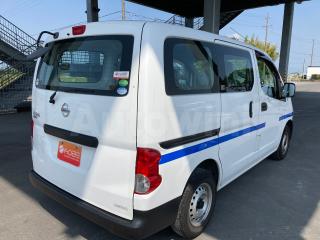 VM20-08**** 2015 NISSAN VAN DX-4