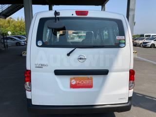 VM20-08**** 2015 NISSAN VAN DX-5