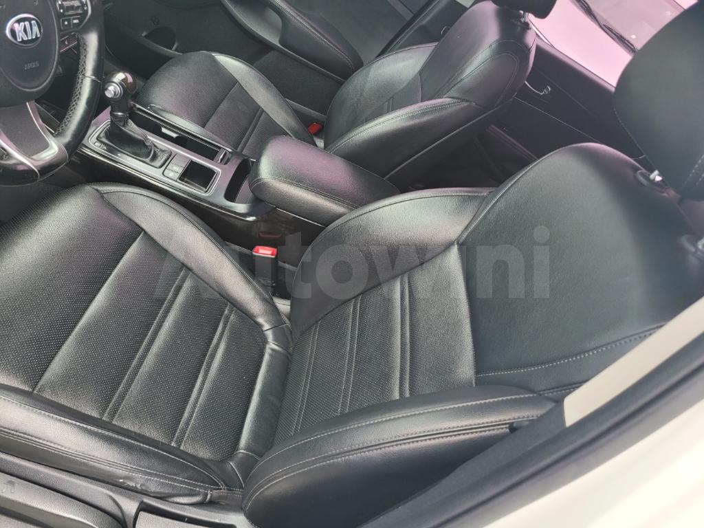2015 KIA  SORENTO 2.0 NO ACCIDENT - 28