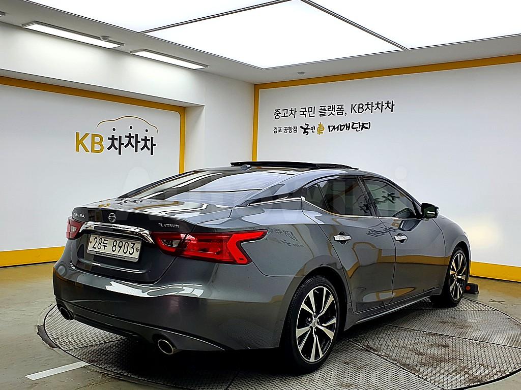 1N4AA6AP8JC403603 2018 NISSAN MAXIMA 3.5 PLATINUM-2