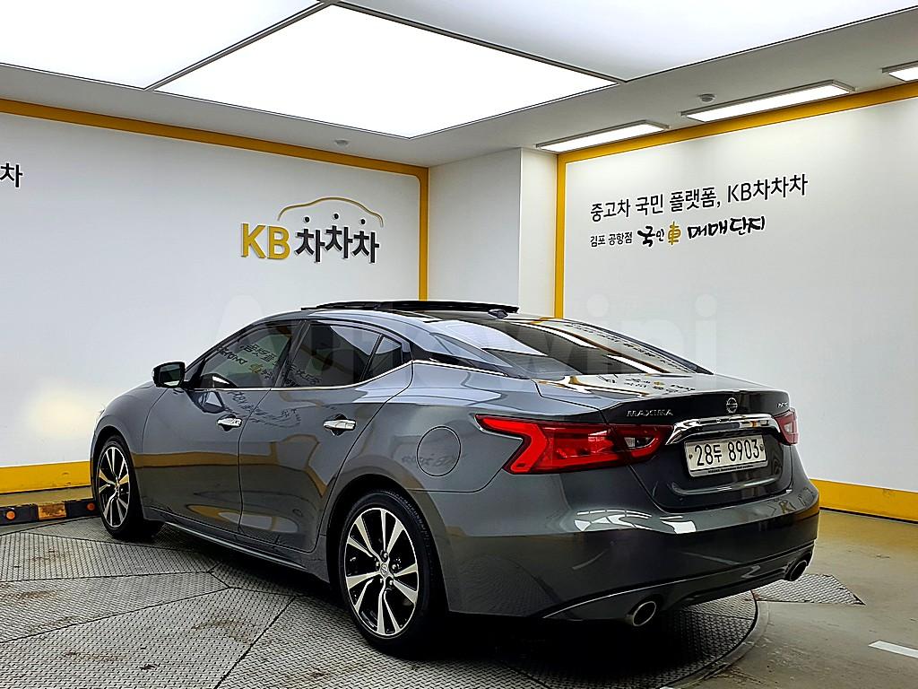 1N4AA6AP8JC403603 2018 NISSAN MAXIMA 3.5 PLATINUM-3