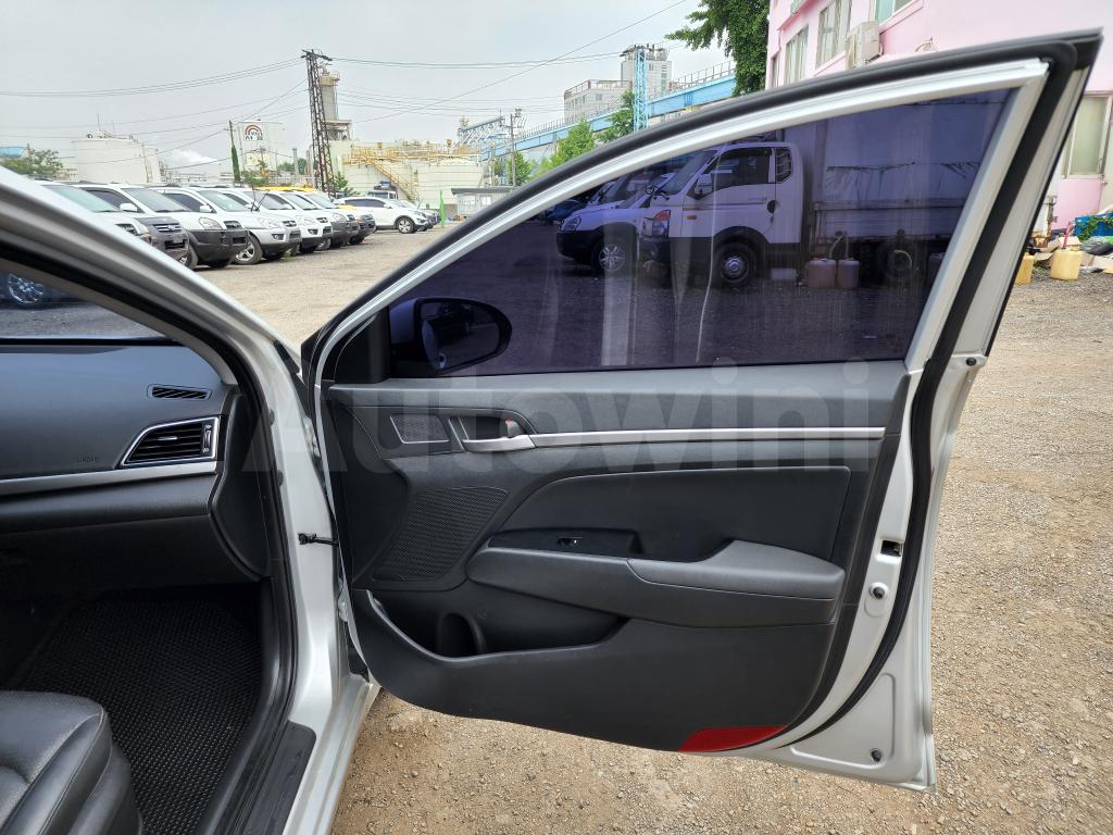 2016 HYUNDAI AVANTE AD ELANTRA SMART 2WD A/T NAVI ABS S.KEY - 17