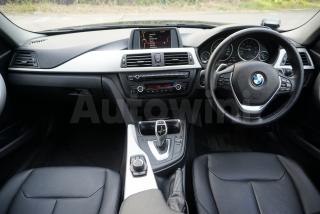 2012 BMW 3 SERIES 320I-AT-4DR-2WD - 24