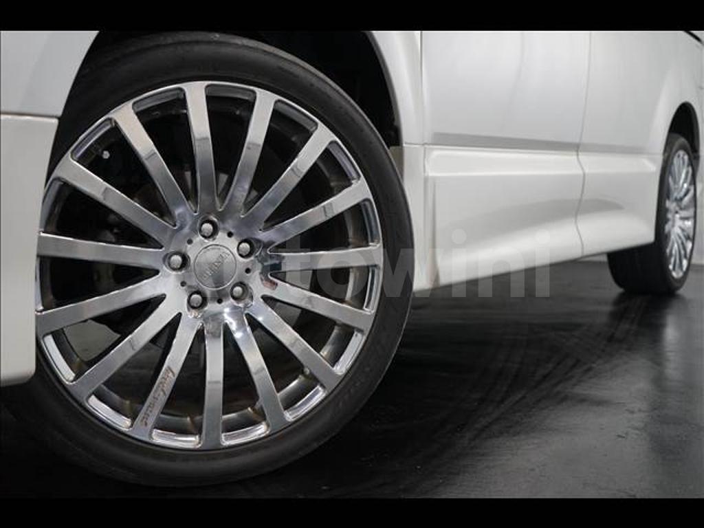 CV1W-1208622 2017 MITSUBISHI DELICA-3
