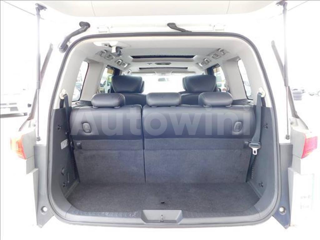 2011 NISSAN ELGRAND - 8