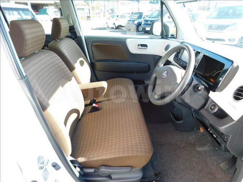 MG33S-154809 2012 NISSAN MOCO-5