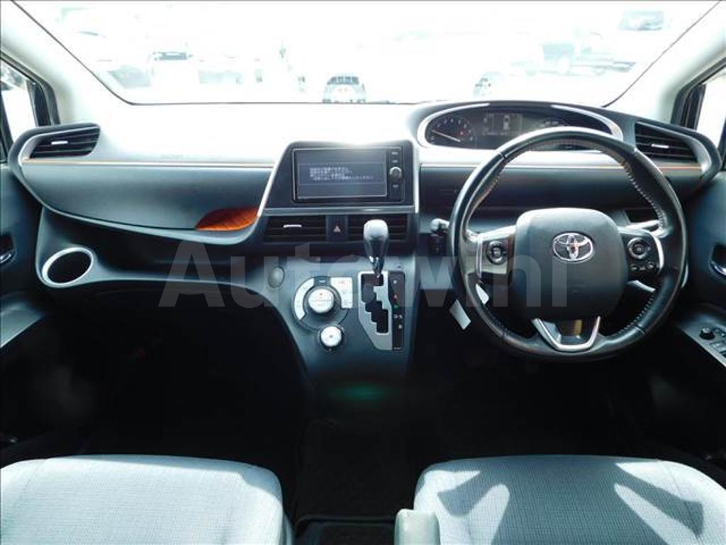 NSP170-7110994 2017 TOYOTA SIENTA-2