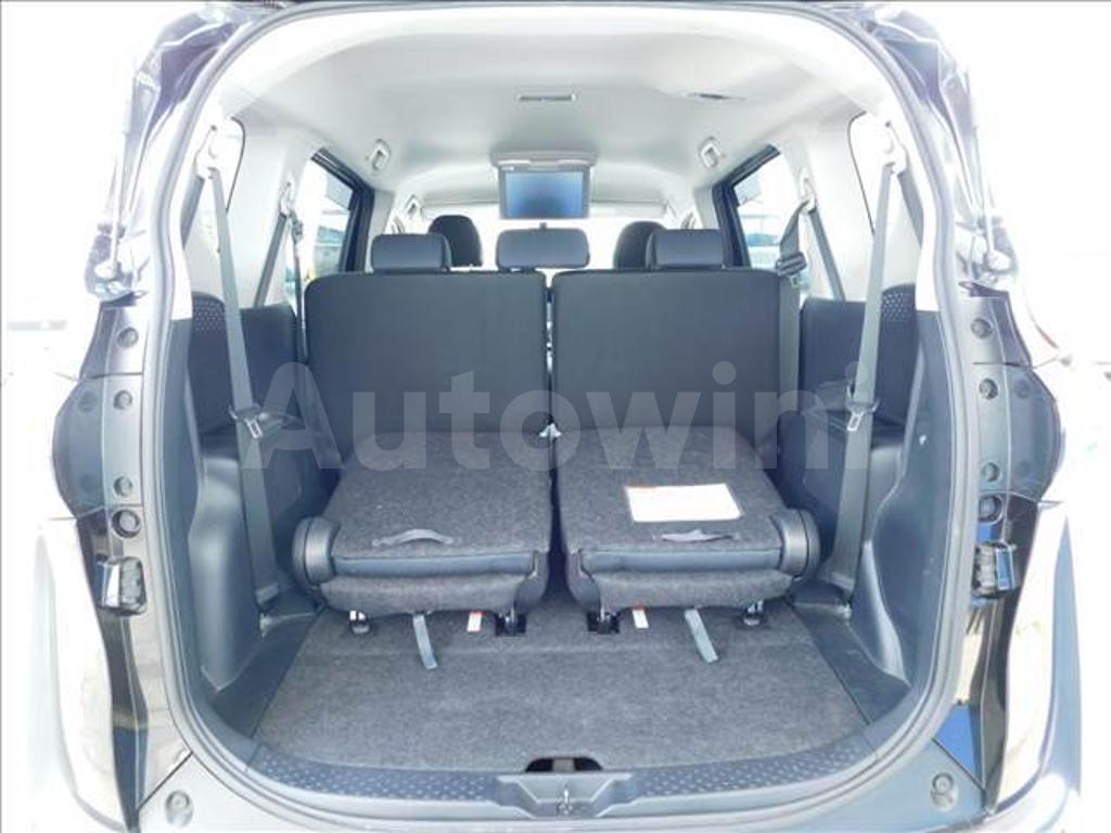 2017 TOYOTA SIENTA - 8