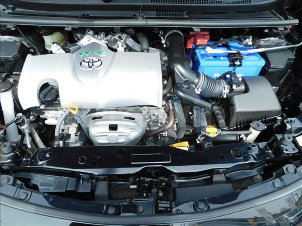 2017 TOYOTA SIENTA - 9