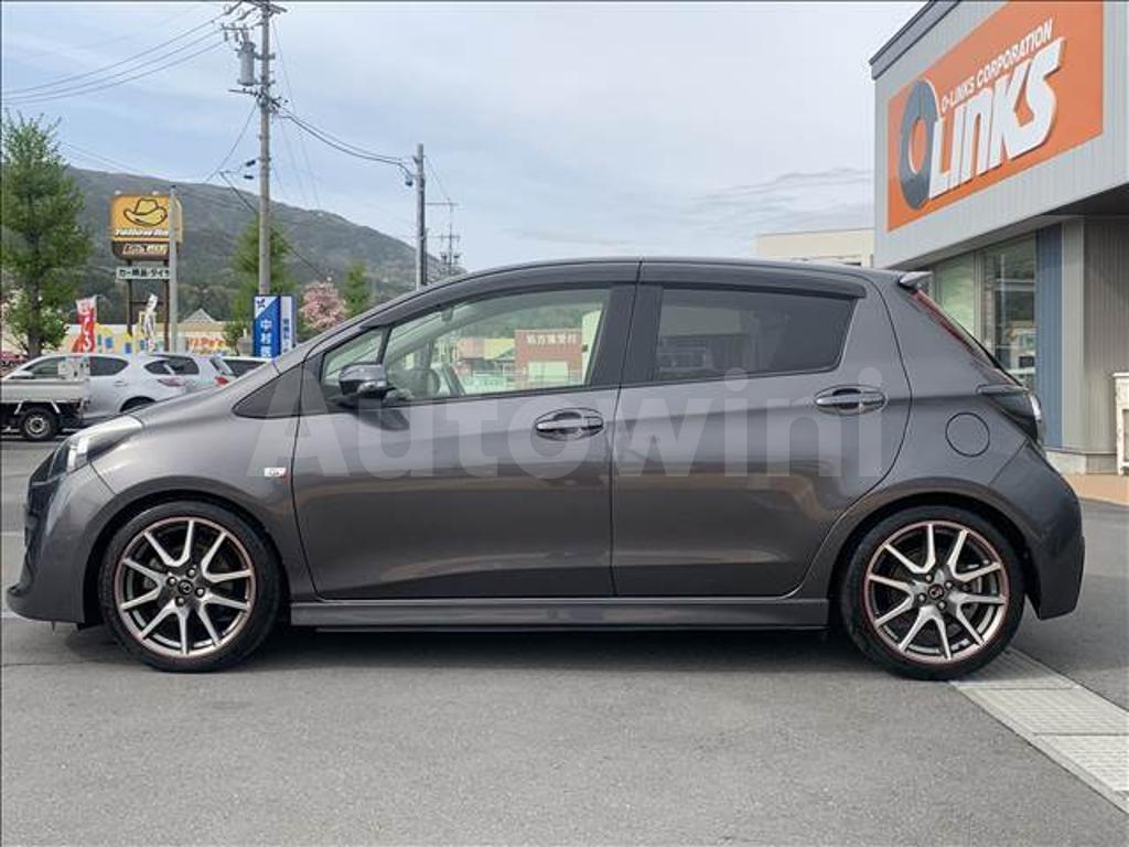 2013 TOYOTA VITZ ＲＳ Ｇ’Ｓ - 9