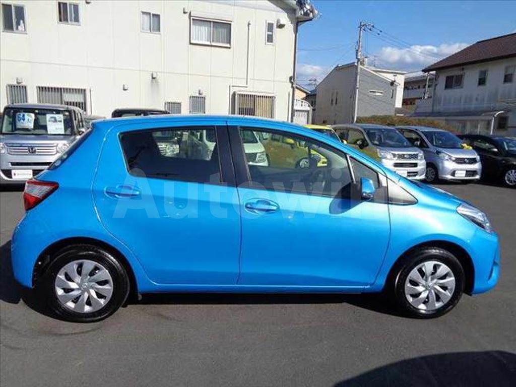 2017 TOYOTA VITZ - 10