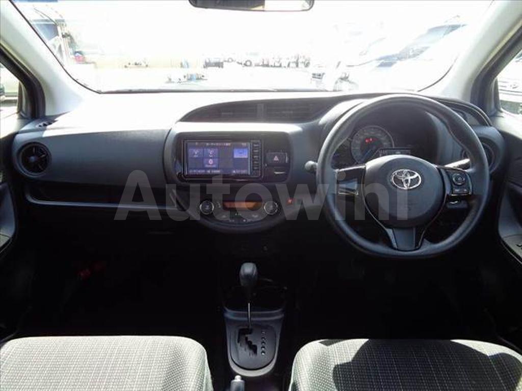 NHP130-2001697 2017 TOYOTA VITZ-1
