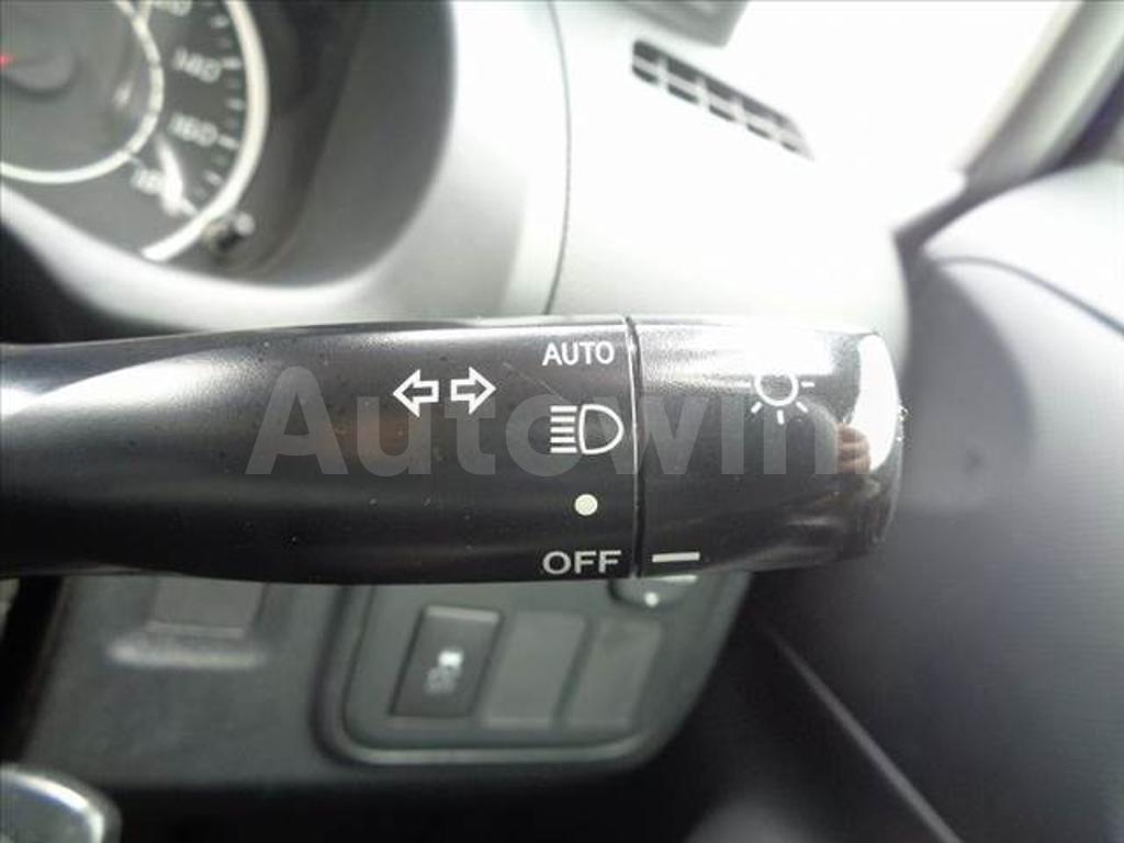 ZGE20-0117895 2011 TOYOTA WISH-3