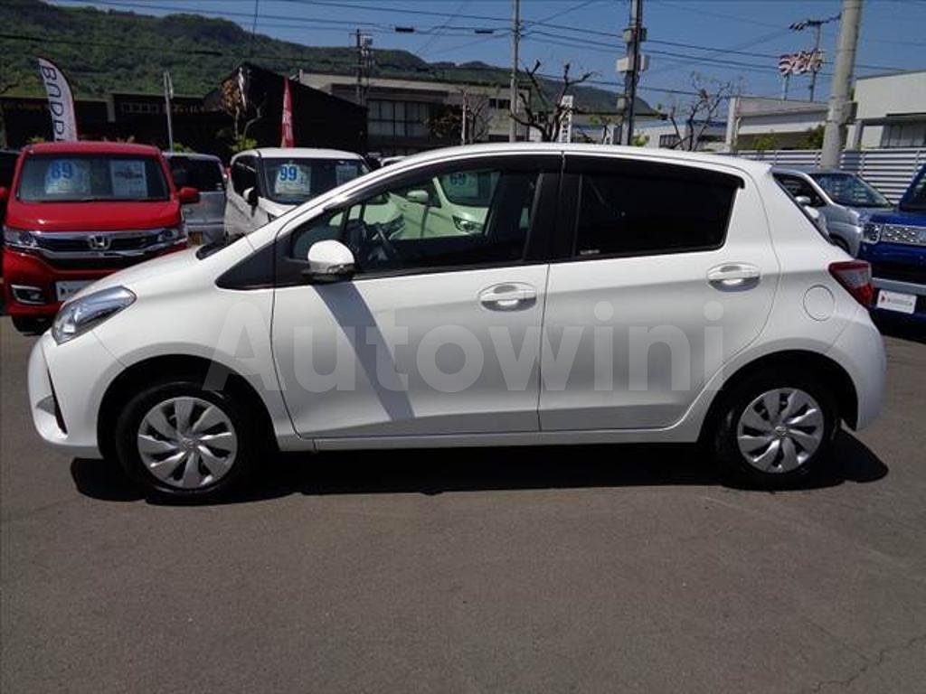 2017 TOYOTA VITZ - 8