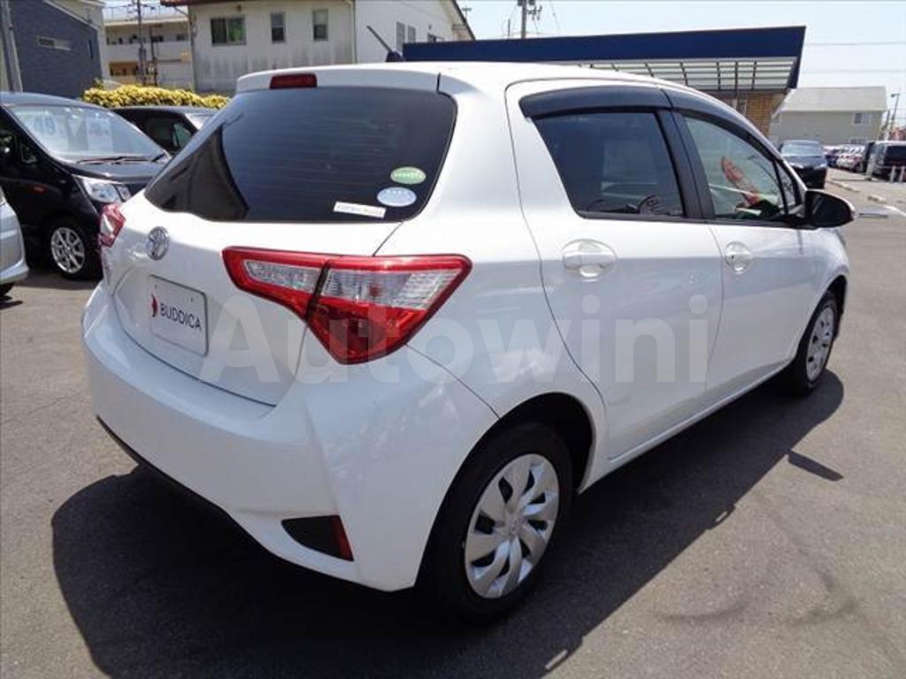 2017 TOYOTA VITZ - 10