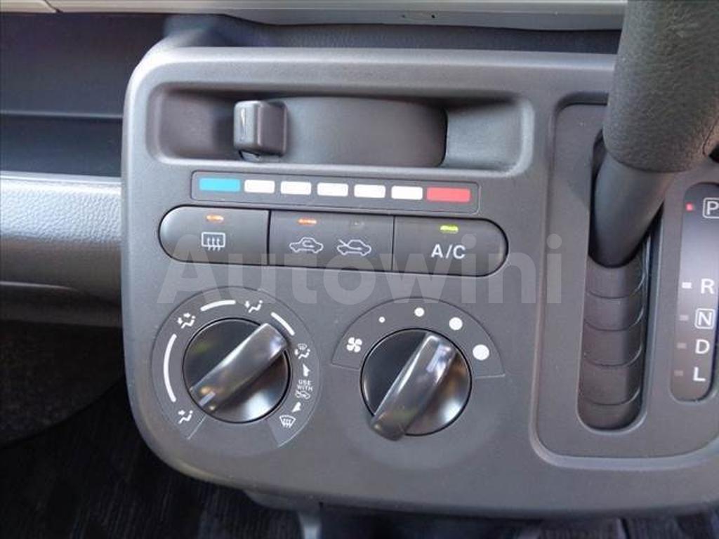MG33S-229472 2013 NISSAN MOCO-4