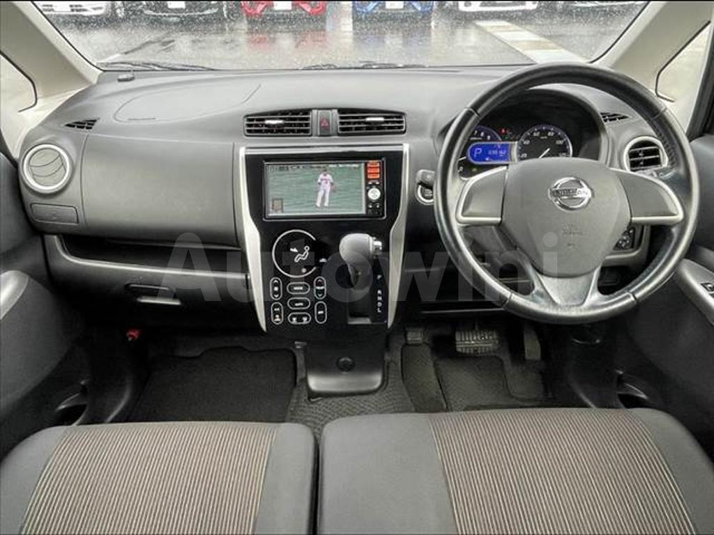 B21W-0064950 2014 NISSAN DAYZ-1