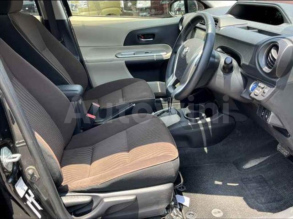 2012 TOYOTA AQUA - 9
