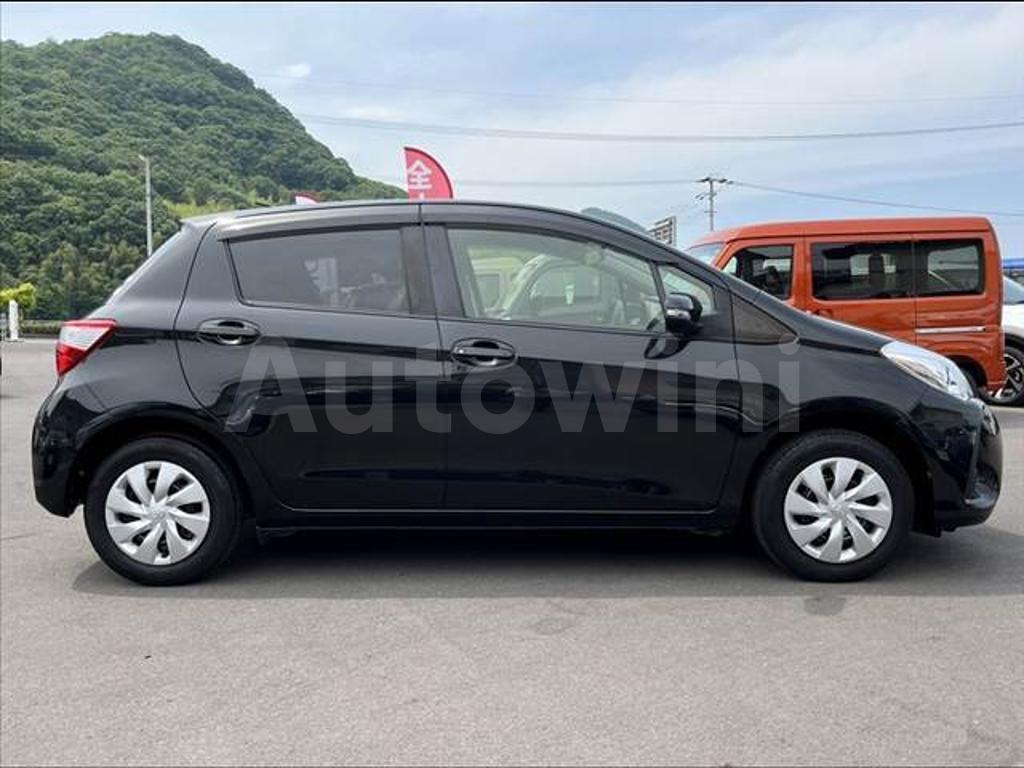 2017 TOYOTA VITZ - 7