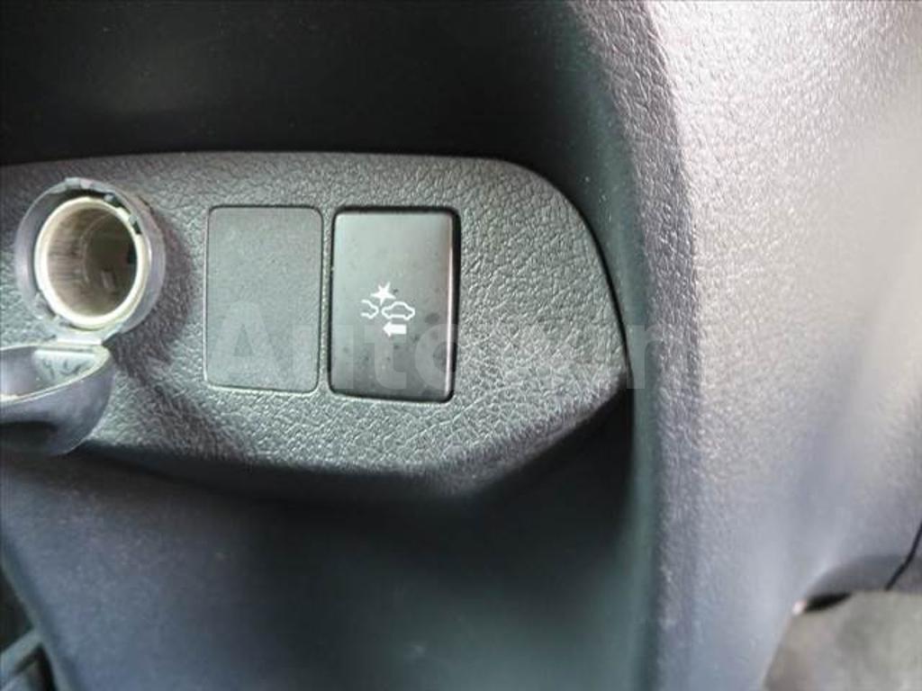 KSP130-2215029 2017 TOYOTA VITZ-3