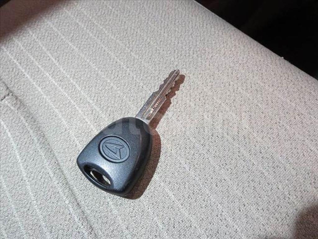 LA100S-0019307 2011 DAIHATSU MOVE-2