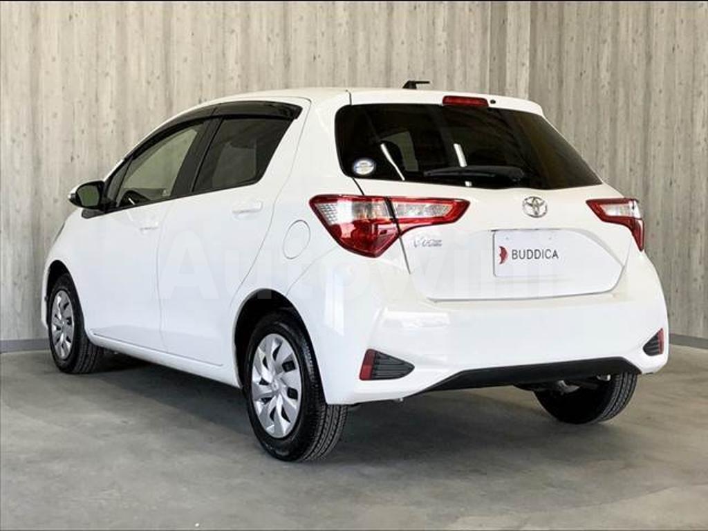2017 TOYOTA VITZ - 10