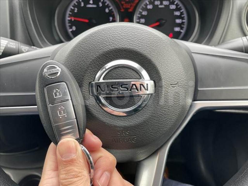 E12-513543 2017 NISSAN NOTE-3
