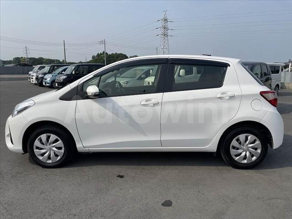 2017 TOYOTA VITZ - 10