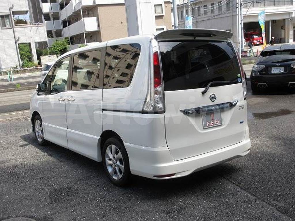 FC26-021302 2011 NISSAN SERENA-2