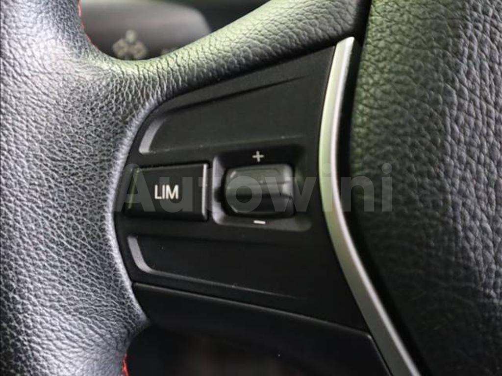 2012 BMW 3 SERIES - 8