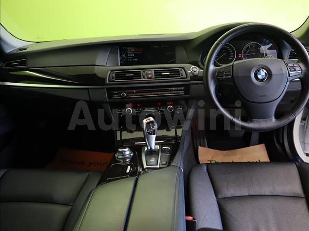 WBAXG12050DX51999 2012 BMW 5 SERIES-2