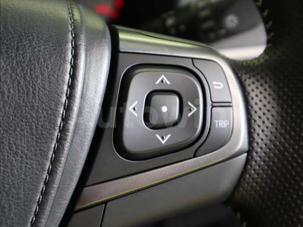 2016 TOYOTA HARRIER - 9