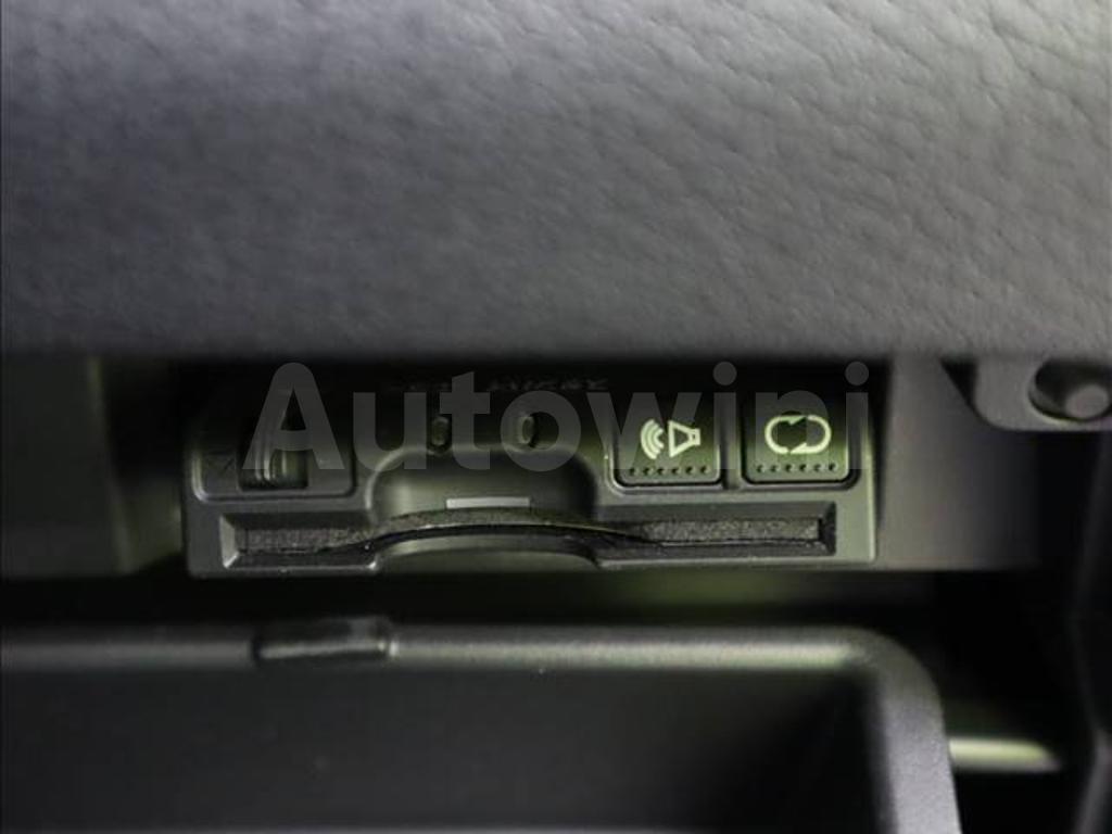 2018 NISSAN SERENA - 8