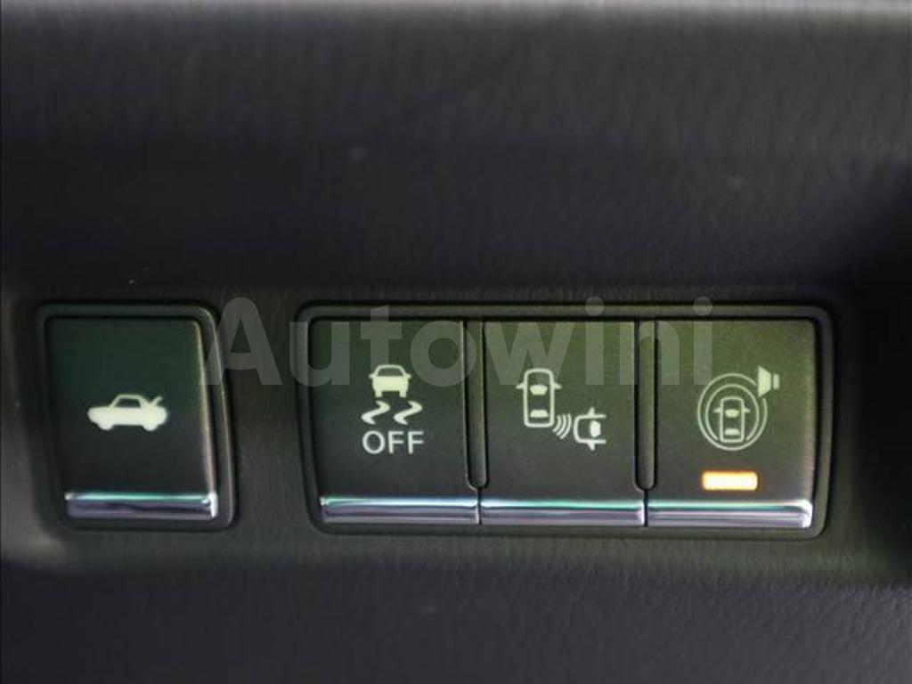 2015 NISSAN FUGA - 10